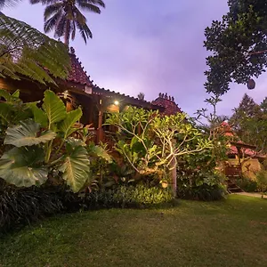 Be Bali Hut Farm Ubud (Bali)